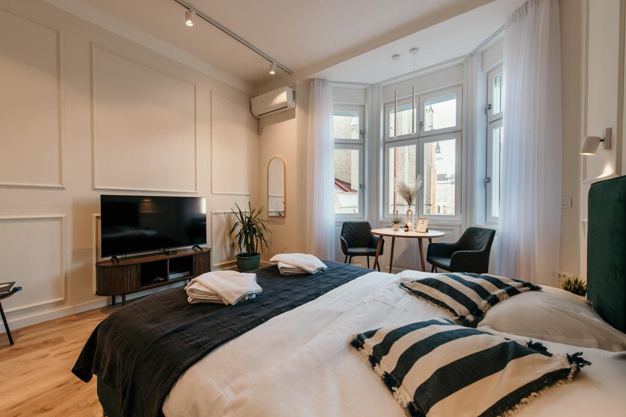 Porta Apartments Novi Sad Buitenkant foto