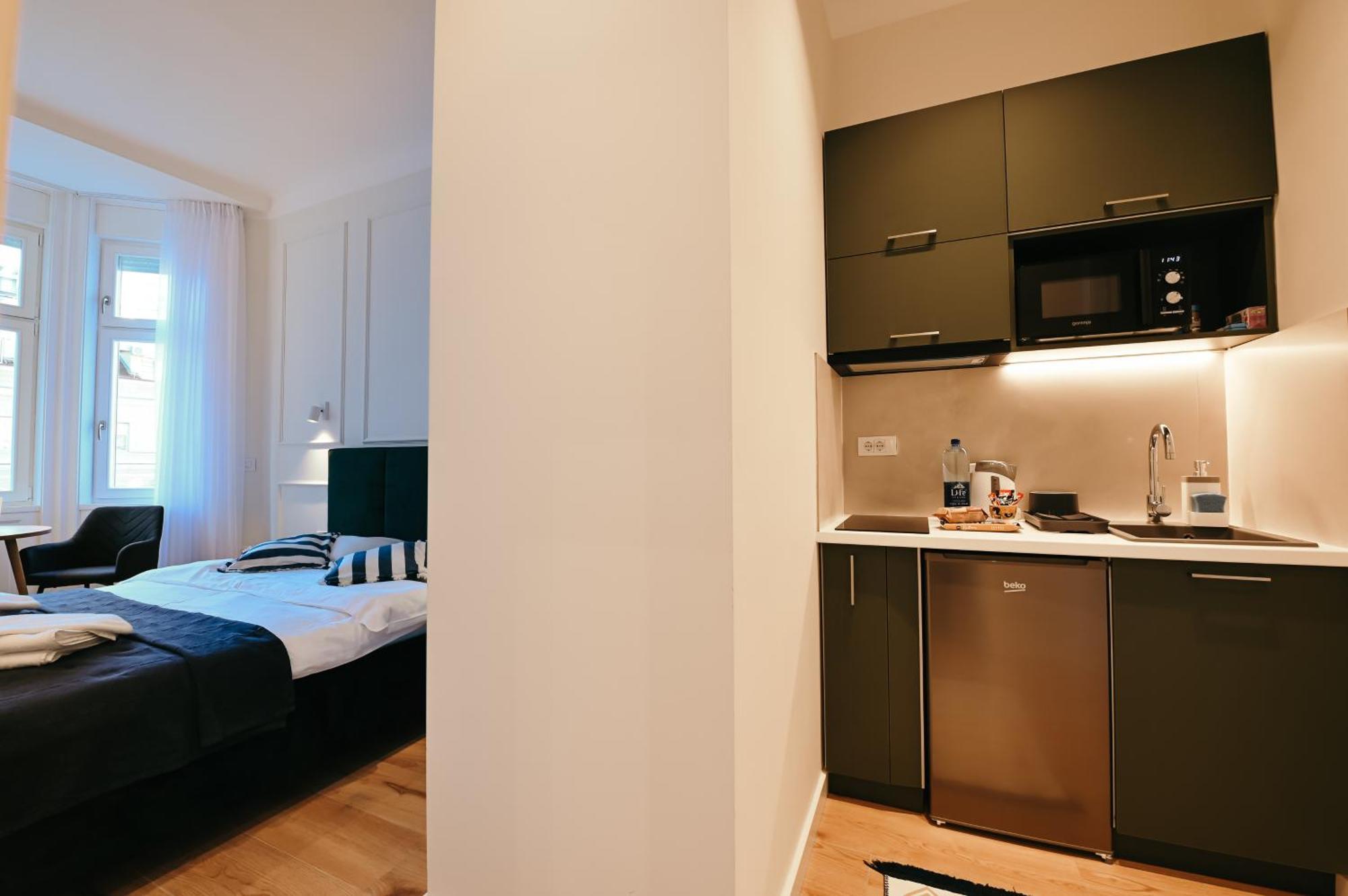 Porta Apartments Novi Sad Buitenkant foto